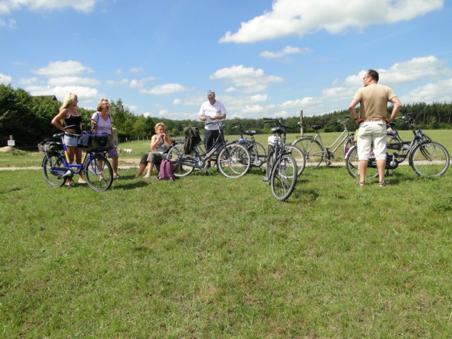 2011HWK 143.jpg